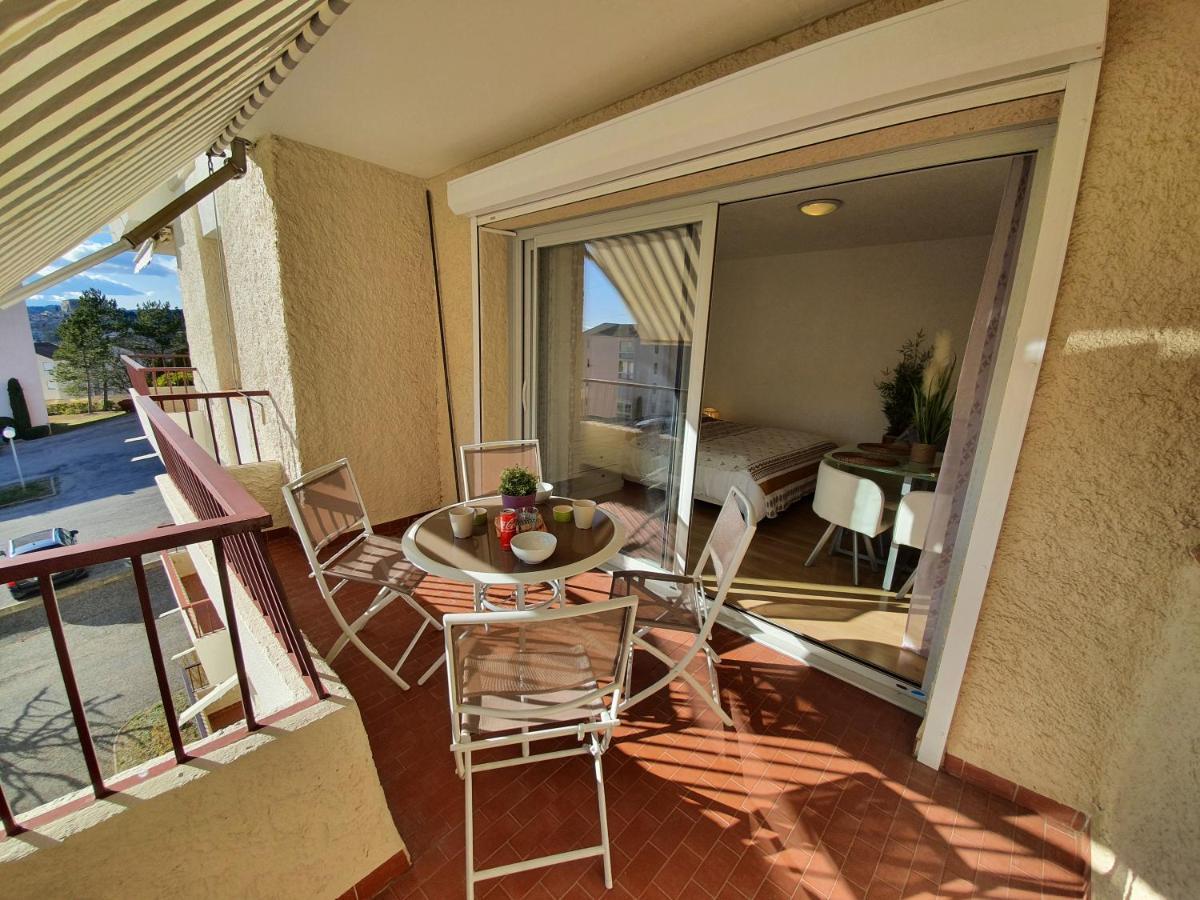 Apartamento Le Cézanne - Moderne avec Terrasse Gréoux-les-Bains Exterior foto